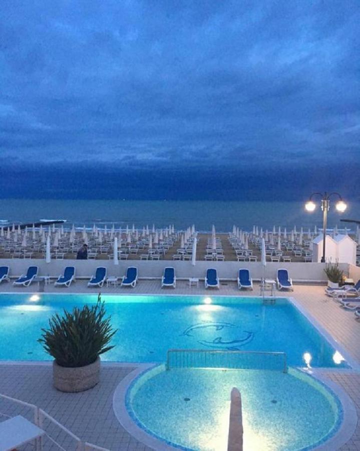 Hotel Condor ليدو دي يسولو المظهر الخارجي الصورة