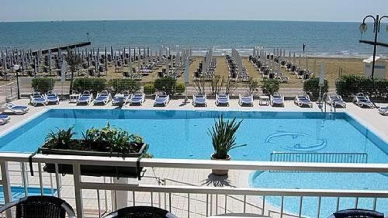Hotel Condor ليدو دي يسولو المظهر الخارجي الصورة