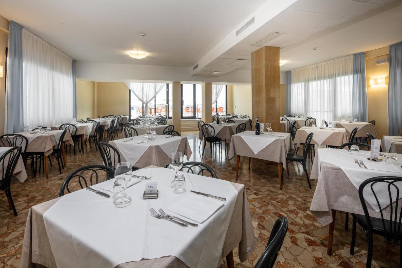 Hotel Condor ليدو دي يسولو المظهر الخارجي الصورة