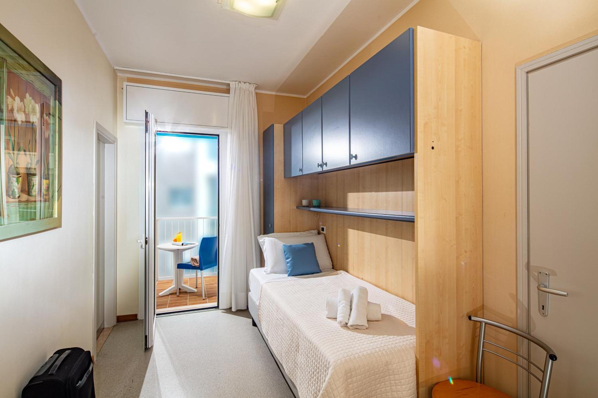 Hotel Condor ليدو دي يسولو المظهر الخارجي الصورة